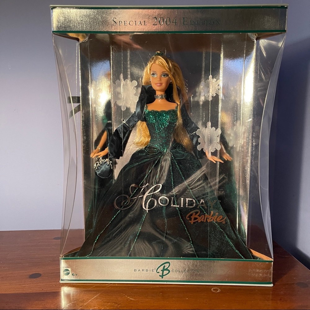 2004 Holiday Barbie